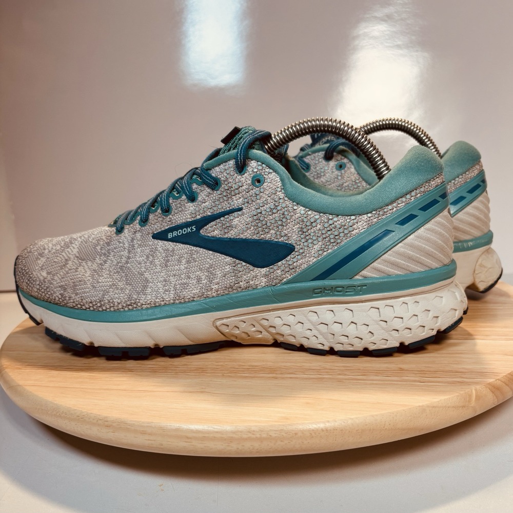 Brooks Ghost 11 Women's Size 9.5 B (Medium) Running Shoes‎ Gray Blue